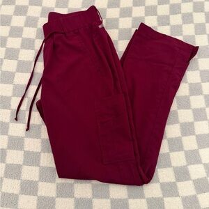 Grey’s Anatomy | classic cargo scrub pants wine burgundy size S